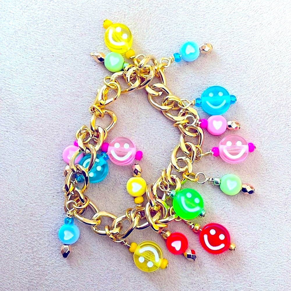 Multicolored gold chunky happy face bracelet